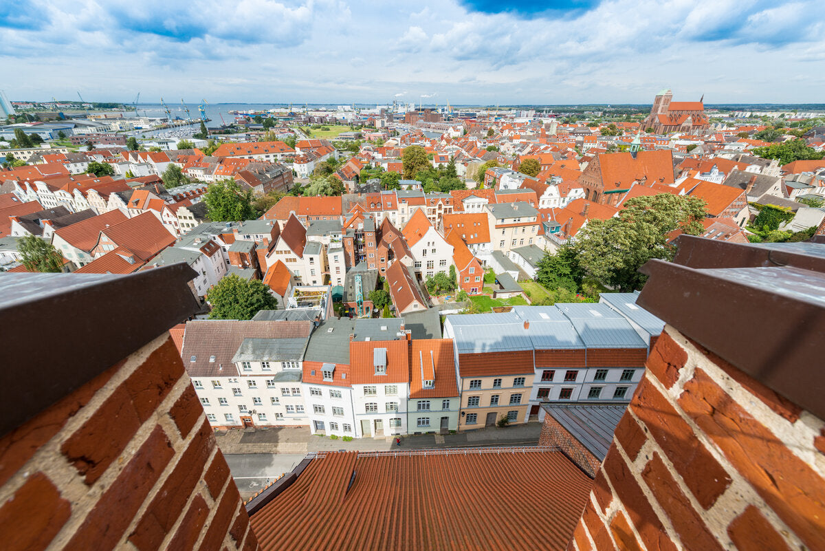 Über den Dächern der Altstadt: Ein Besuch auf der Aussichtsplattform von St. Georgen